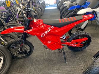 Throne Strike Shadow 3000W/48V Electric Dirt Bike