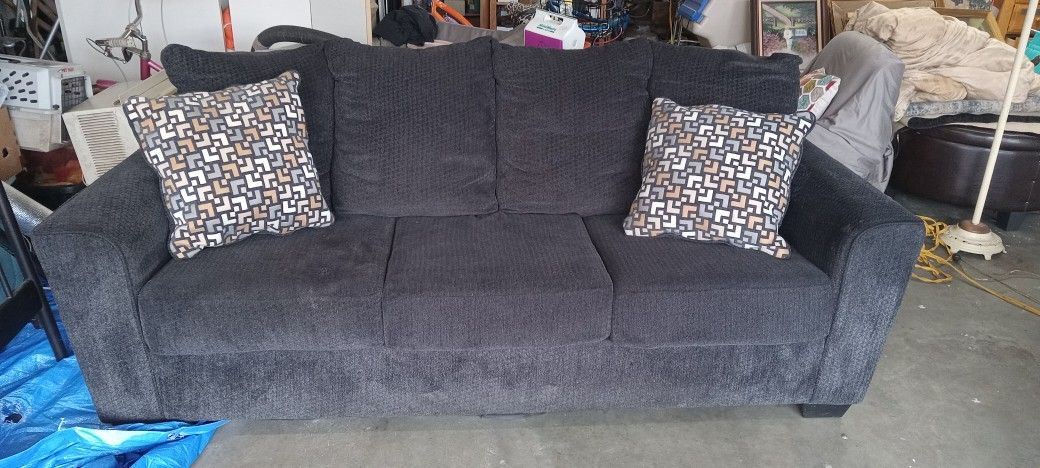 Couch/Sofa (Ashley Furniture )