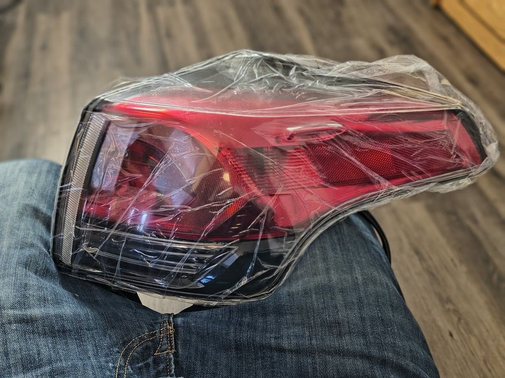 Rear Tail Light Left Side Truck 09 2012 Toyota Venza