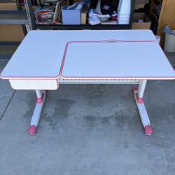 Desk $30