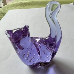 Elegant Vintage “ Mantorp “ Sweden Lilac/ Purple Bubble Glass “ Cat” Figurine/ Paperweight 