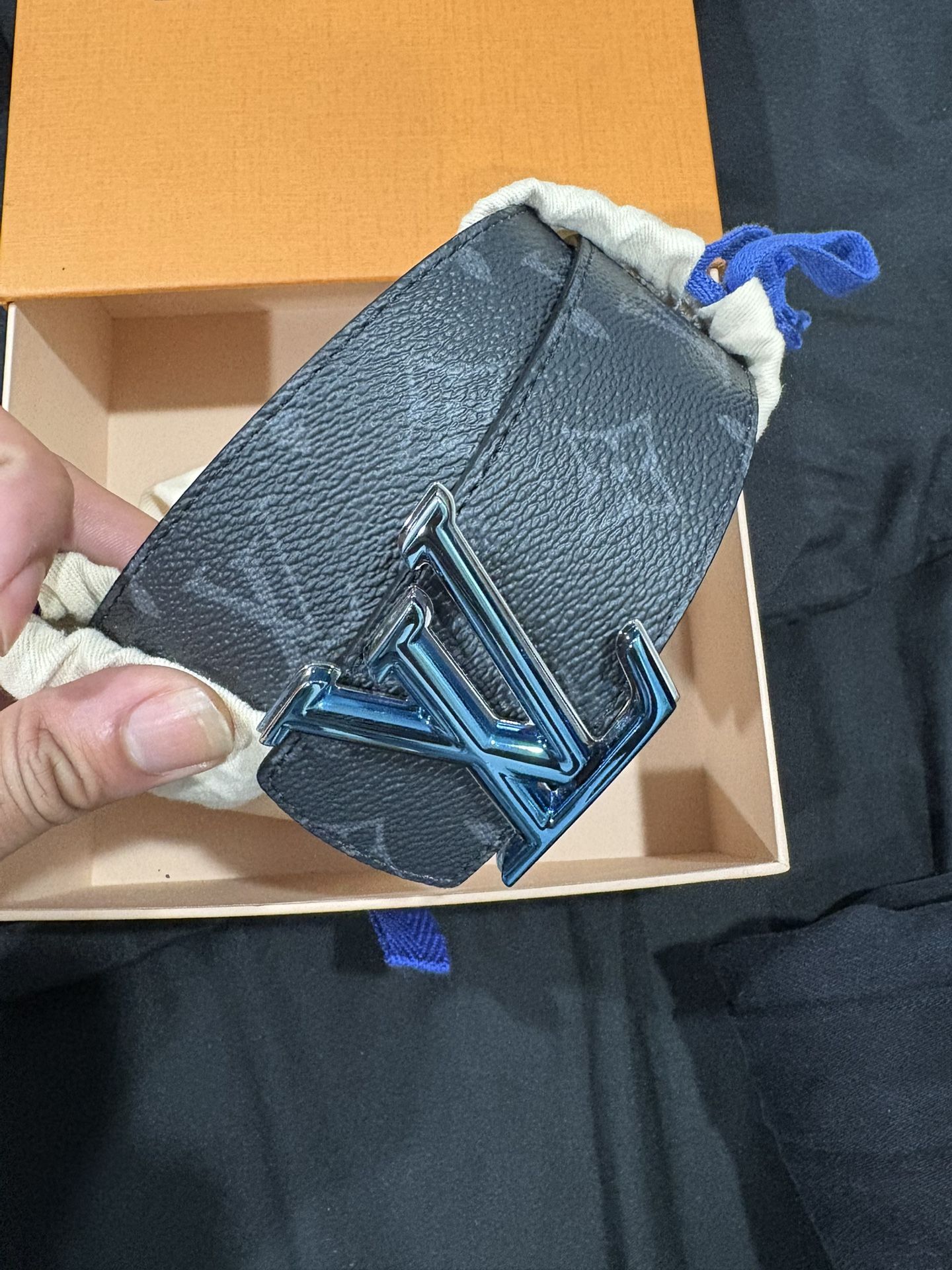 Loui Vuitton Belt