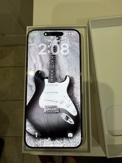 UNLOCKED IPHONE 15 PROMAX  256G