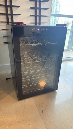 Wine cooler 45 bottles