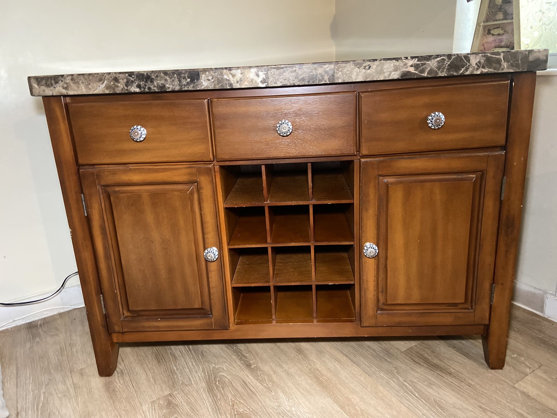 Buffet Cabinet With Wine Rack