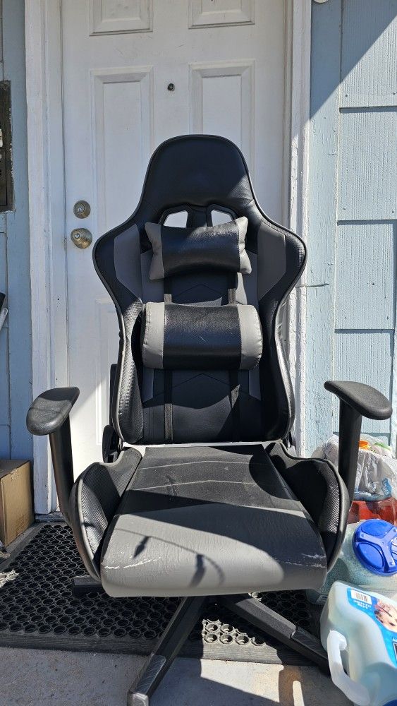 Used Gaming Chair - Black/Grey