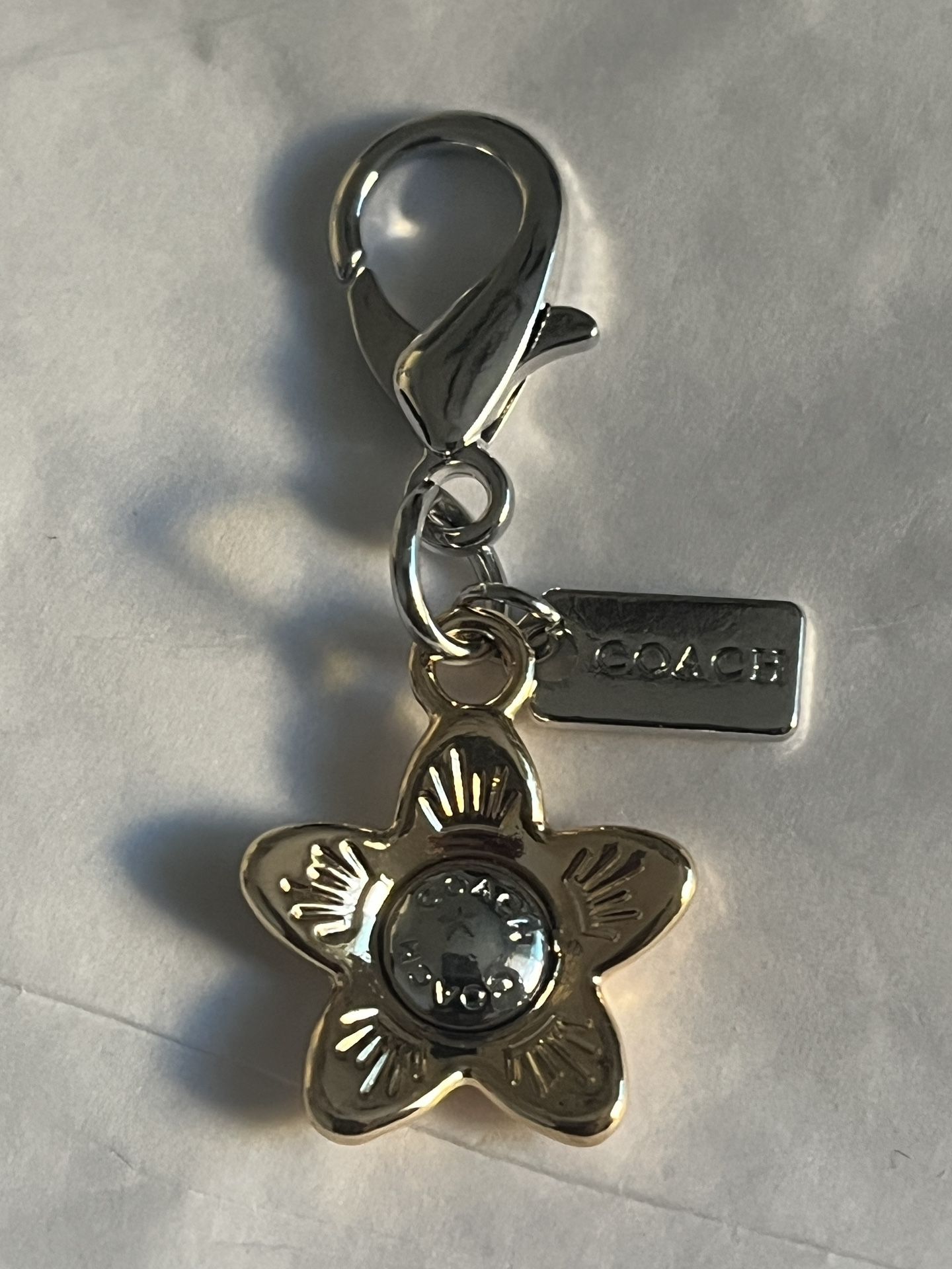 Gold And Silver Toned Starfish Zipper Pull Bag Charm