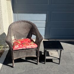 Patio Chair W/Table