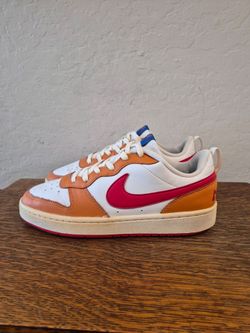 Nike Court Borough Low 2 Fashion Sneakers 
Men's Size 7Y