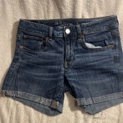 Shorts American Eagle Size 8
