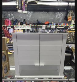 23” X 19” X 8” Medicine Cabinet Modern White Has Shelf Inside 