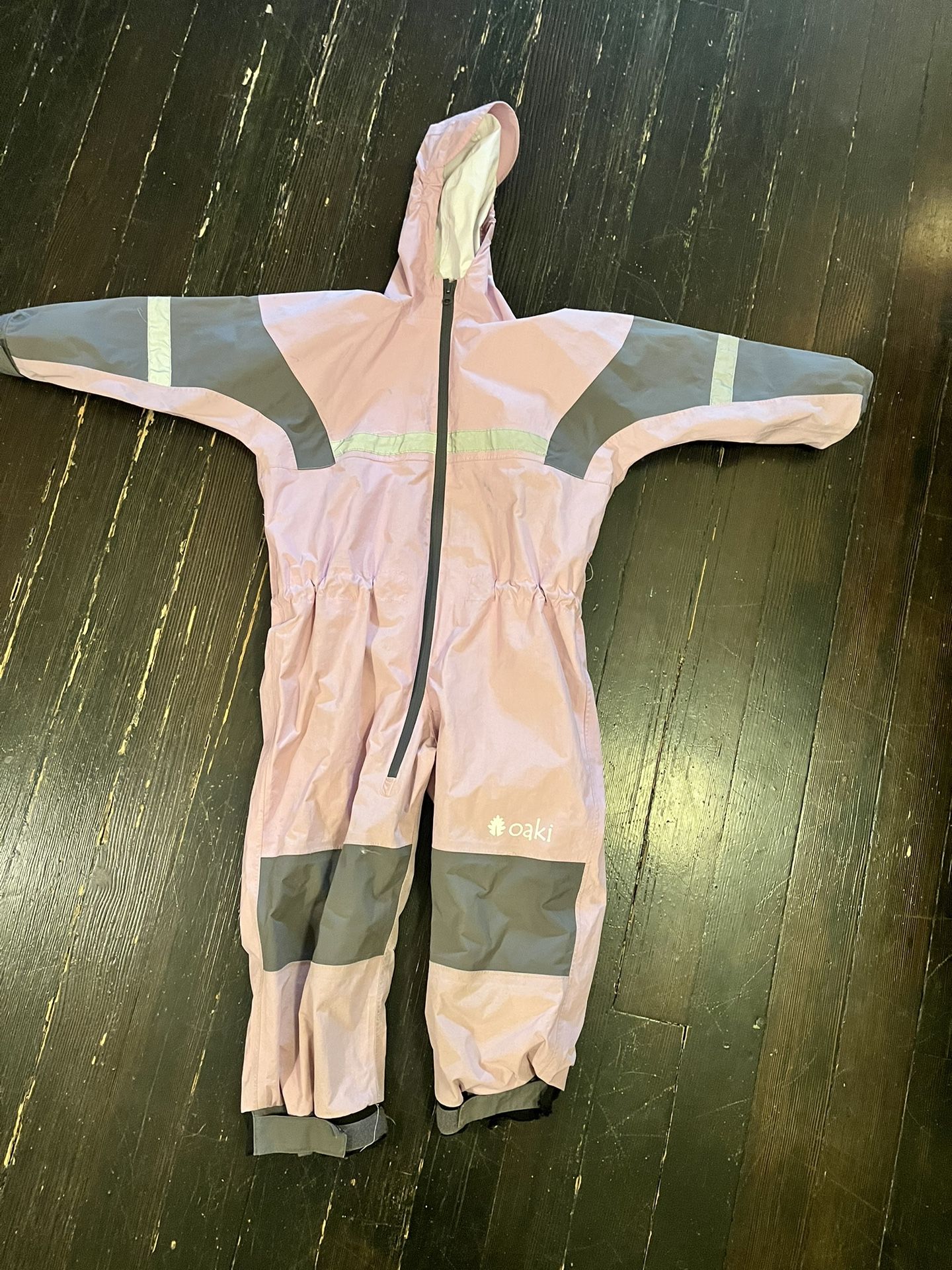 Oaki size 5 Rain suit