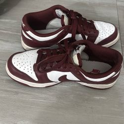 Nike Dunks Size 4 