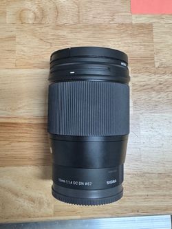 Sigma 16mm f/1.4 DC DN Camera Lens