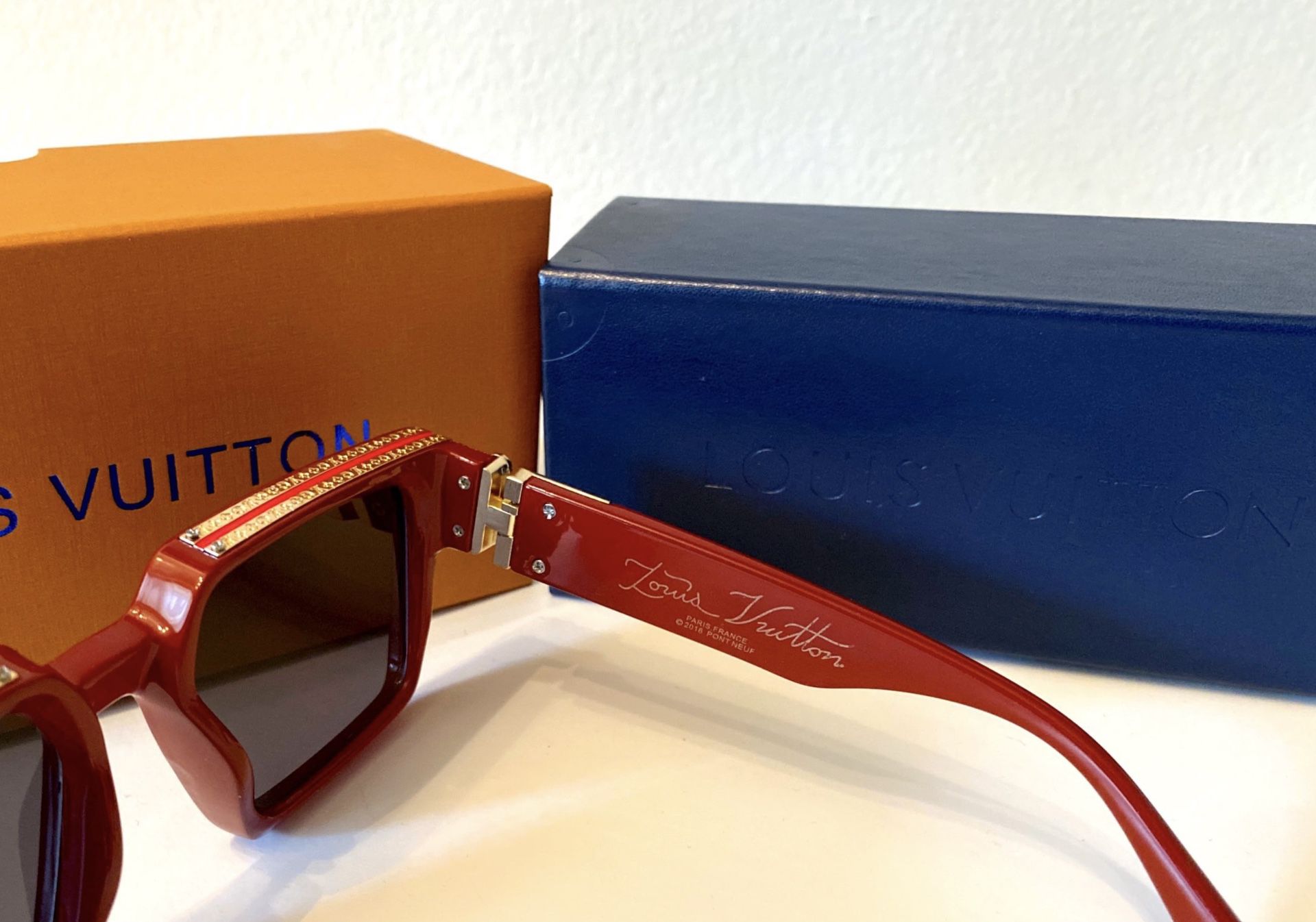 LV Waimea Sunglasses 2108W for Sale in Irvine, CA - OfferUp