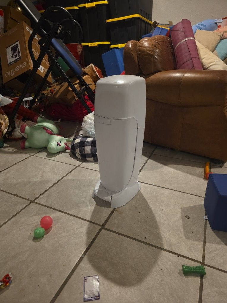 Diaper Genie 