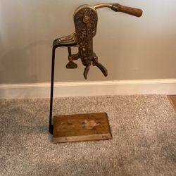 Vintner Tabletop Corkmaster