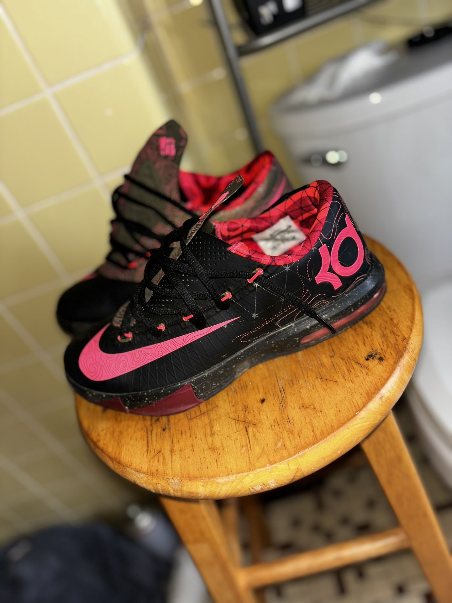 kd 6’s meteorology Size 7.5