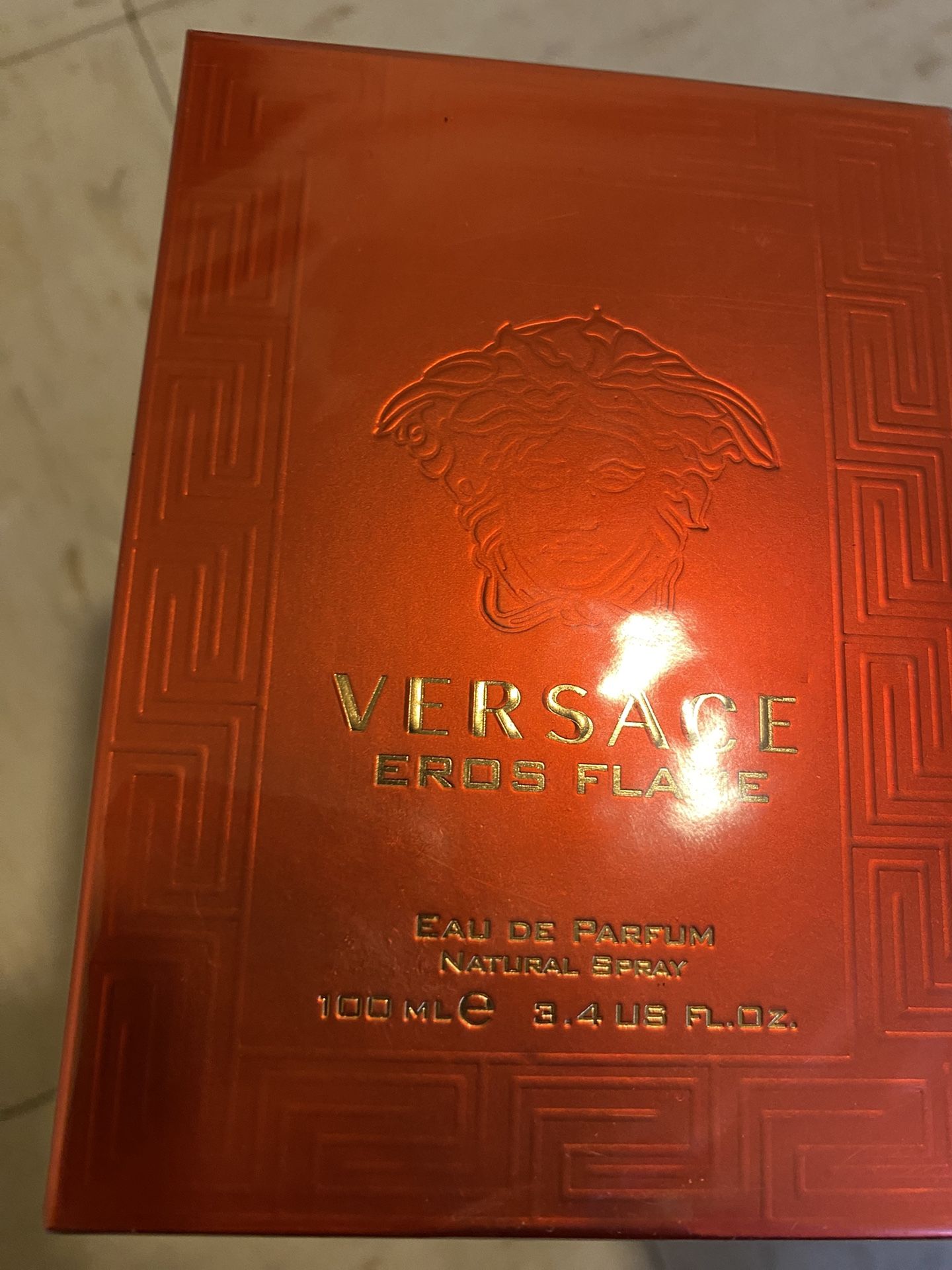 Colonge ( Versace Eros Flame )