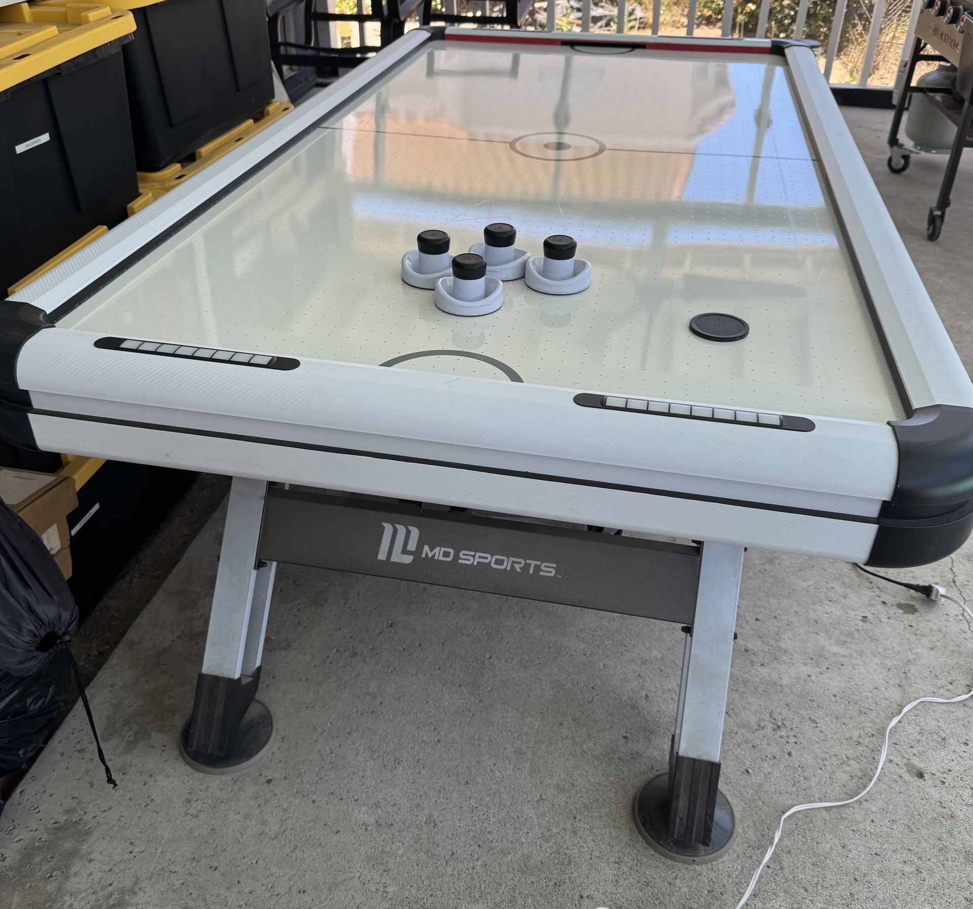 Air Hockey Table