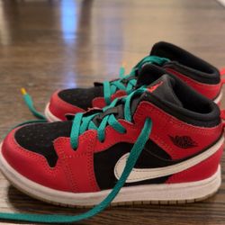 Little Kids Shoe, Size 10 Child