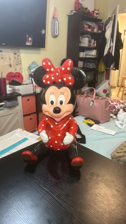 Mini Mouse coin bank