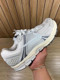 Nike air zoom Vomero 5