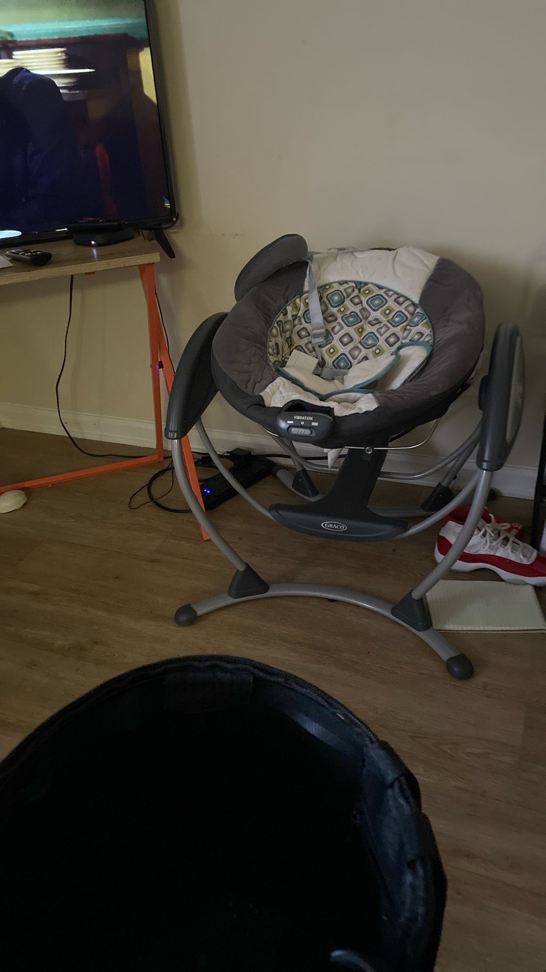 Bassinet And Baby Swing