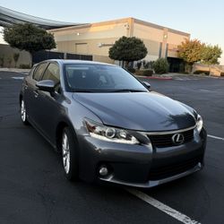 Lexus CT200 H 2012