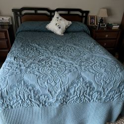 Wooden bed & Dresser W/ Mirror
