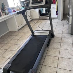 Treadmill 