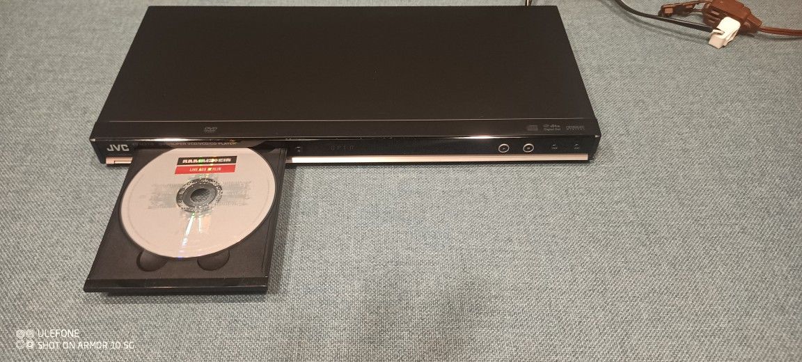 JVC XV-N370 DVD/Super VCD/CD Player 