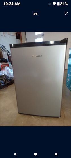 HISENSE mini refrigerator
