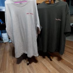 Tommy Bahama 2X T Shirt Bundle (2)

Two (2) Tommy Bahama T shirts, size 2XL

