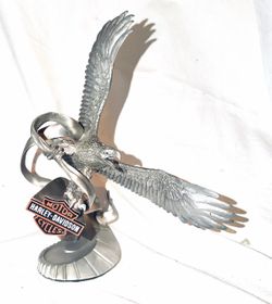 Harley-Davidson Eagle Statue pewter