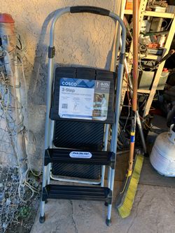 Step ladder