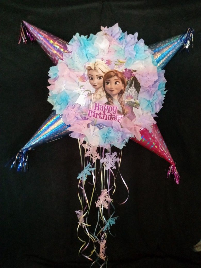 Piñata Frozen. #piñatafrozen - Piñatas Alicante