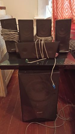 Sony 5.1 Ch 3D Blu-Ray Home Theater System (BDV-E2100) - 1000W