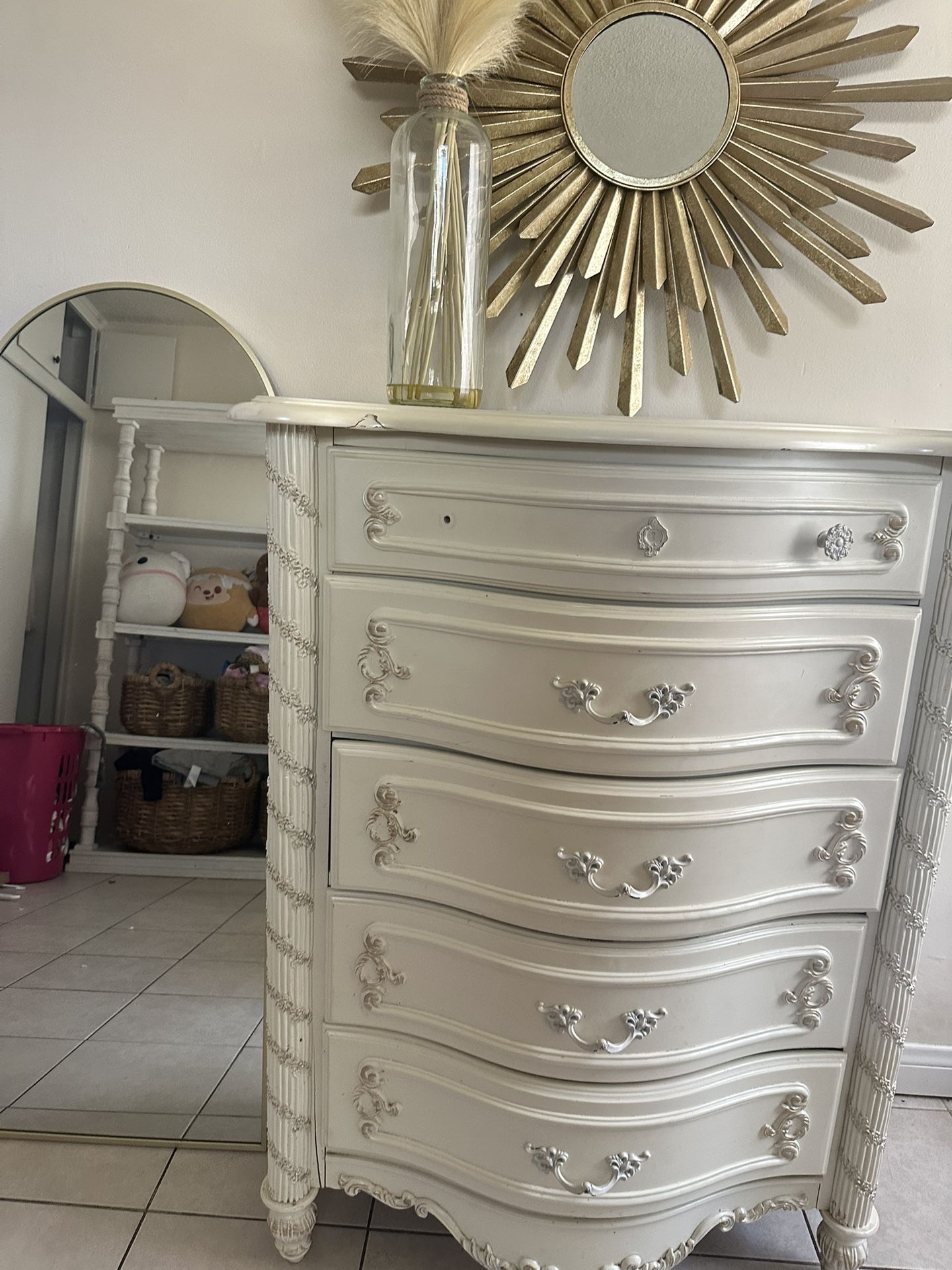 Dresser