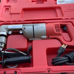 Milwaukee 7 Amp Corded 1/2 in. Corded Right-Angle Drill Kit with Hard Case