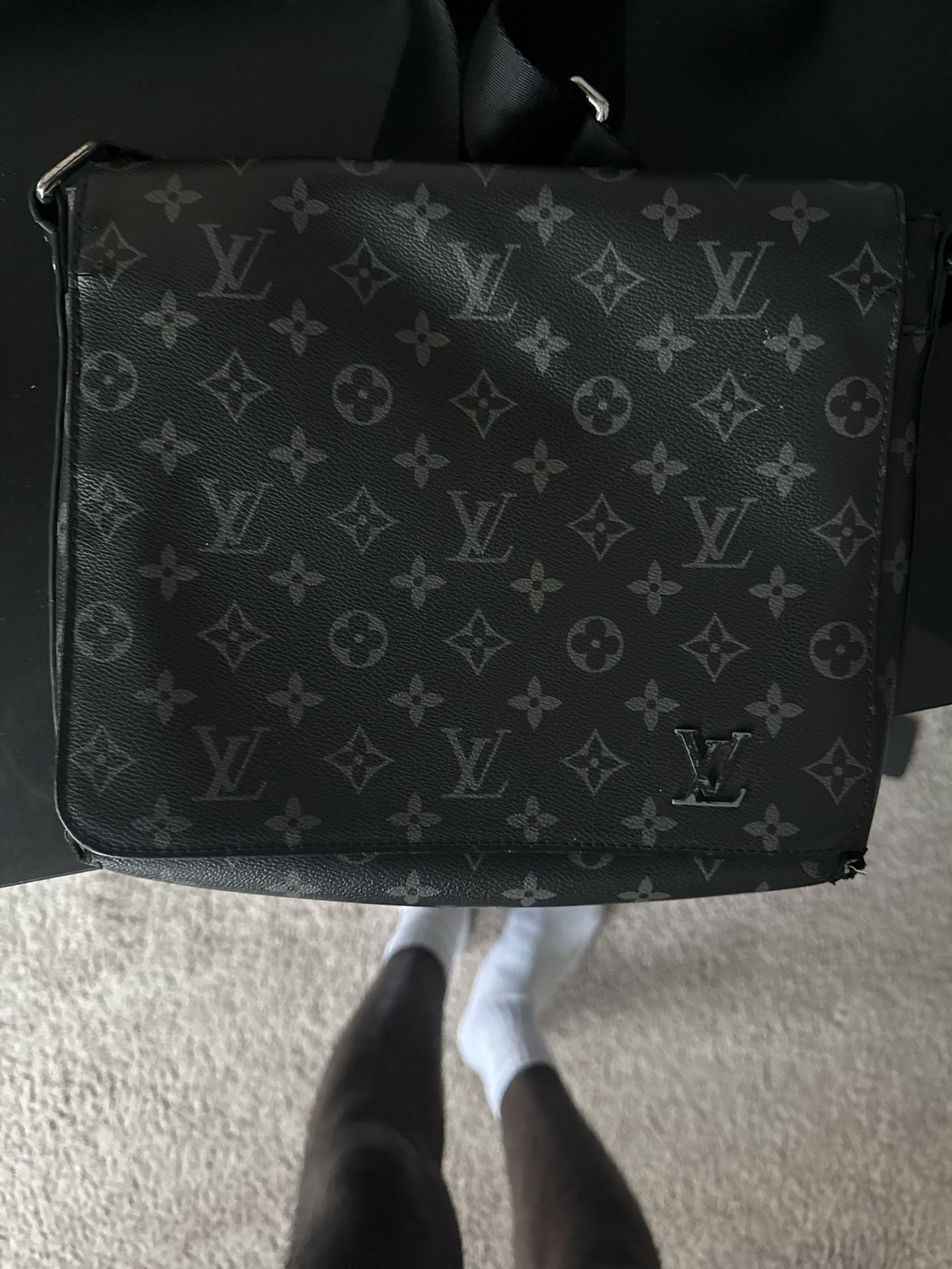 LOUIS VUITTON BAG