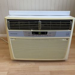 Frigidaire Window Ac Unit- 10,000 BTU