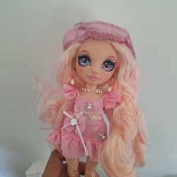 Rainbow High, Ever After High, Barbie Dolls