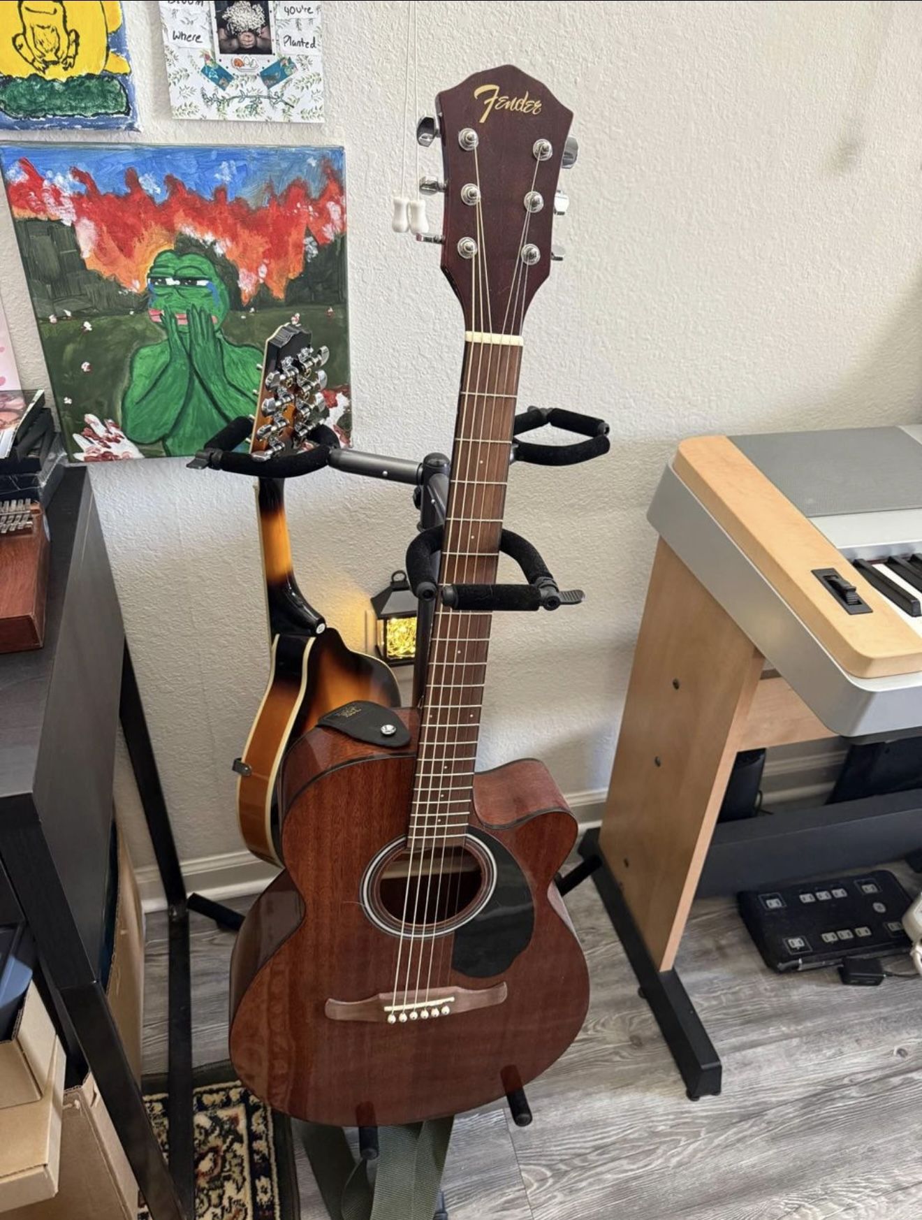 Fender acoustic/electric Guitar