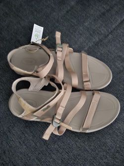 Brand New Teva Womens Sandals