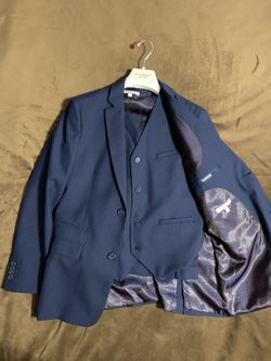 Boys Suit Size 18