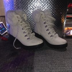 Esprit Women's Boots With The Fur