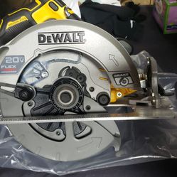 Dewalt Flexvolt Circular Saw