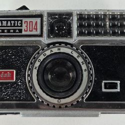 Kodak Vintage Camera Instamatic 304 Point And Shoot 1960s Made In USA Kodar Lens