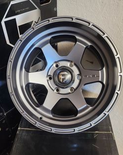 NEW 17" FUEL SHOK D665  WHEELS RIMS Chevy GMC Toyota Nissan